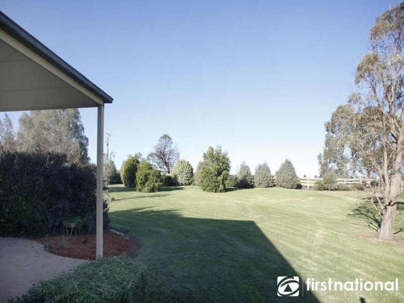 75 Oakview Lane, Nar Nar Goon VIC 3812