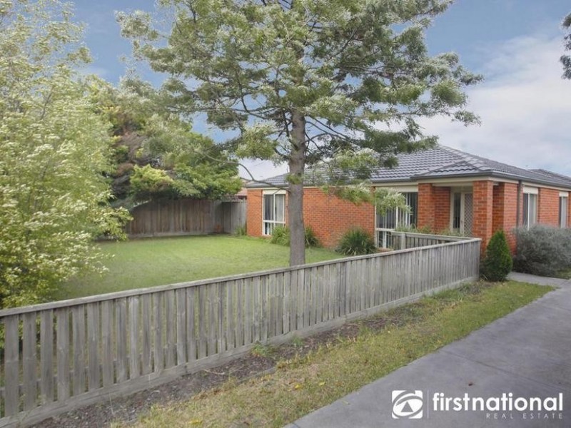 1/4 Jamieson Court, Pakenham VIC 3810