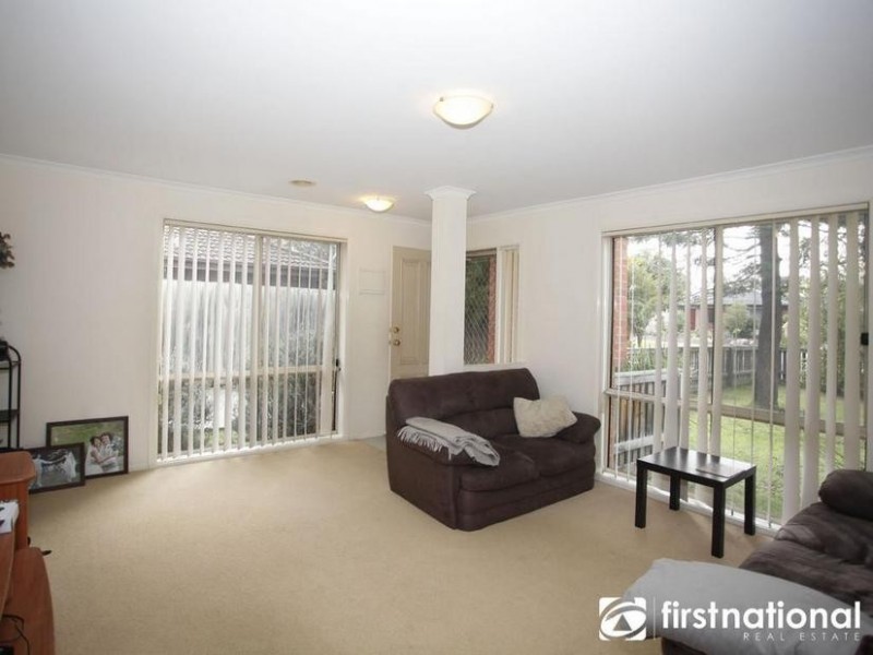 1/4 Jamieson Court, Pakenham VIC 3810