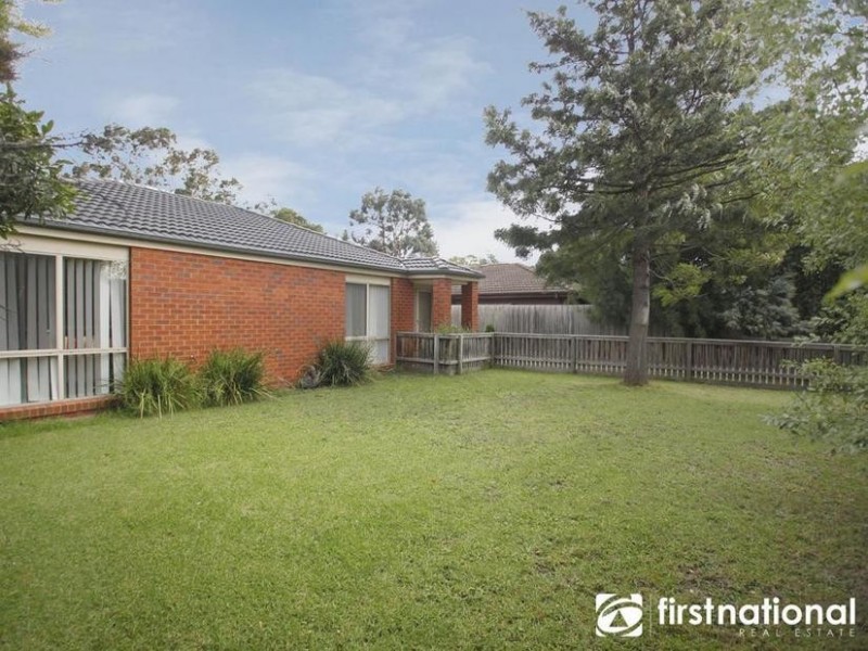 1/4 Jamieson Court, Pakenham VIC 3810