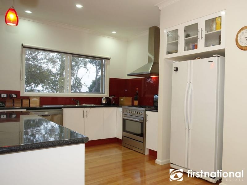 2 Royanne Close, Bunyip VIC 3815