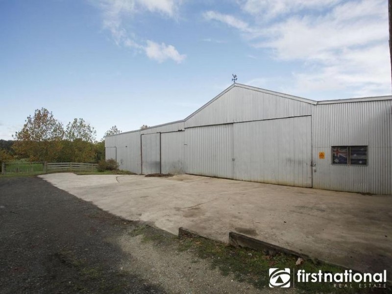 30 Harvie Road, Pakenham Upper VIC 3810