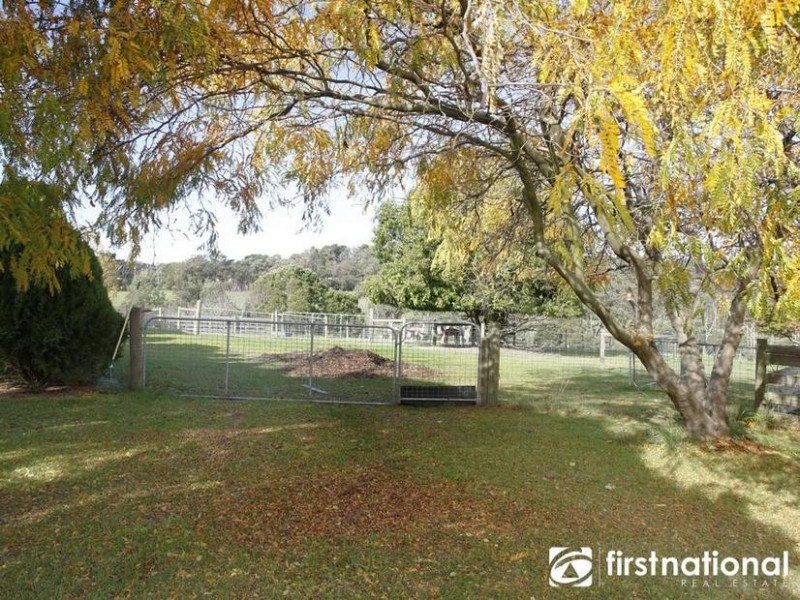 30 Harvie Road, Pakenham Upper VIC 3810