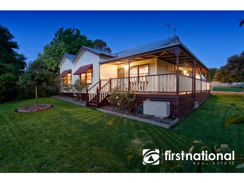 8 Hope Street, Bunyip VIC 3815