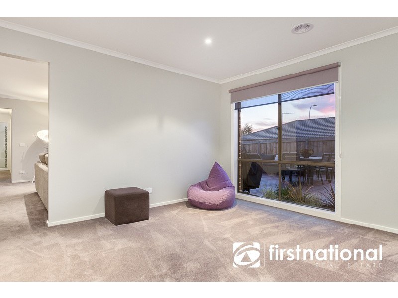 6 Swamp Gum Close, Pakenham VIC 3810