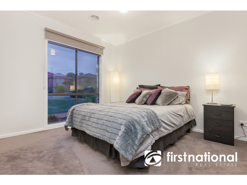 6 Swamp Gum Close, Pakenham VIC 3810