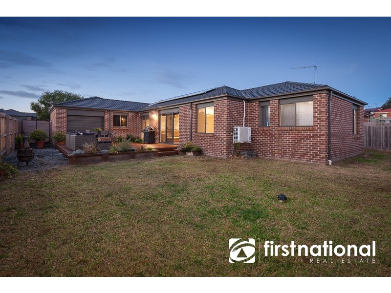 6 Swamp Gum Close, Pakenham VIC 3810