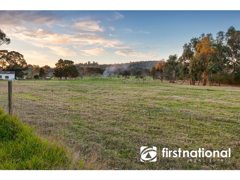196 Toomuc Valley Rd, Pakenham VIC 3810