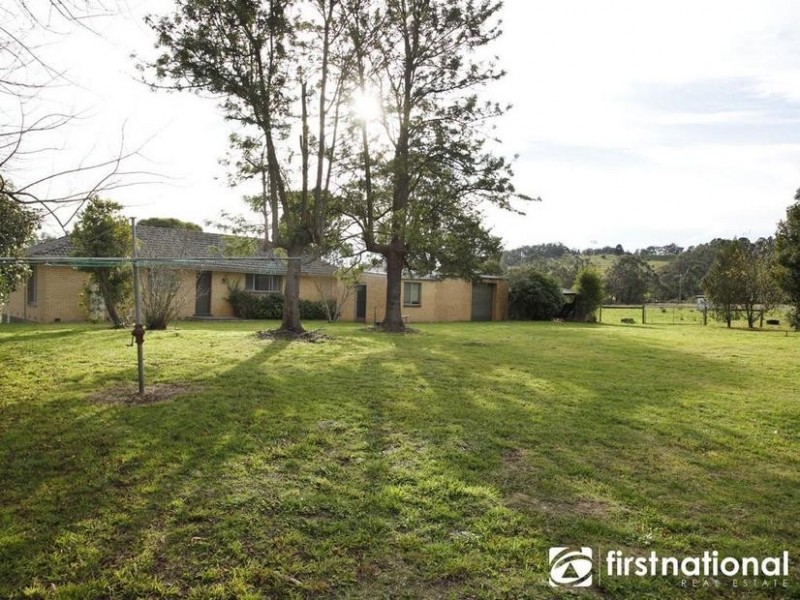 170 Fogarty Rd, Tynong North VIC 3813
