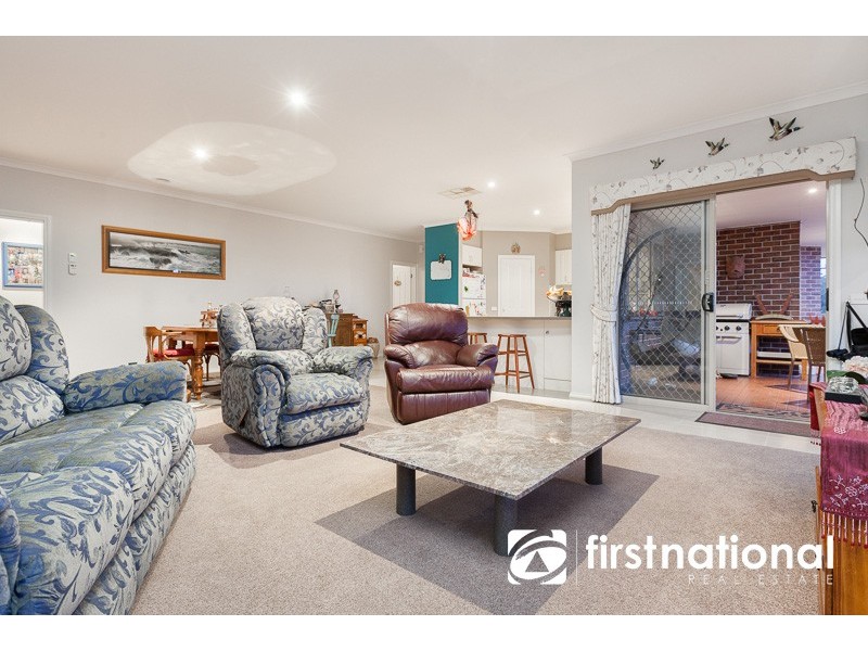 37 Union Avenue, Pakenham VIC 3810