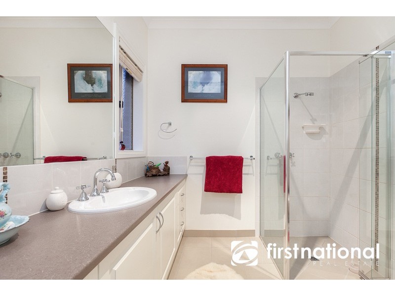 37 Union Avenue, Pakenham VIC 3810