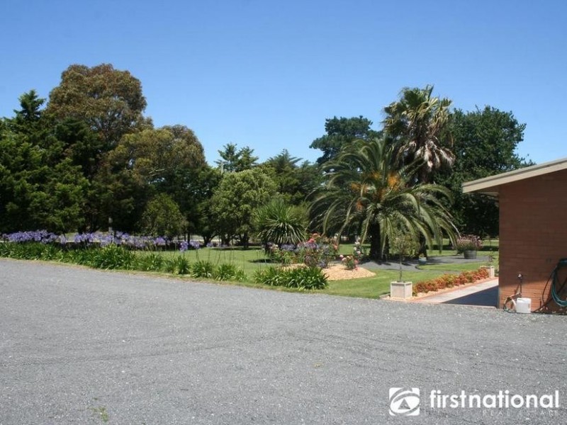 45 Main St, Nar Nar Goon VIC 3812