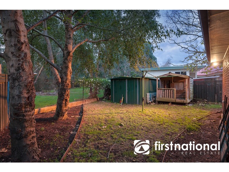 4 Bastow Close, Pakenham VIC 3810