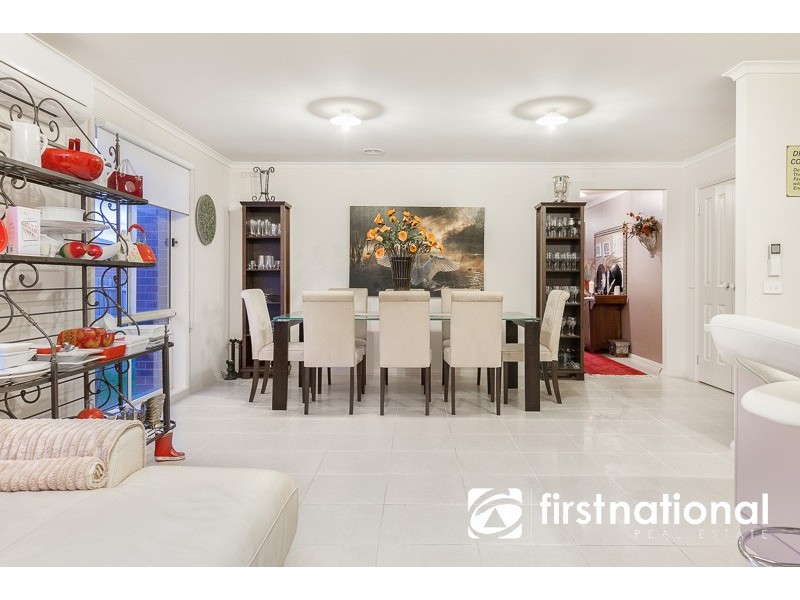 19 Yellow Gum Drive, Pakenham VIC 3810