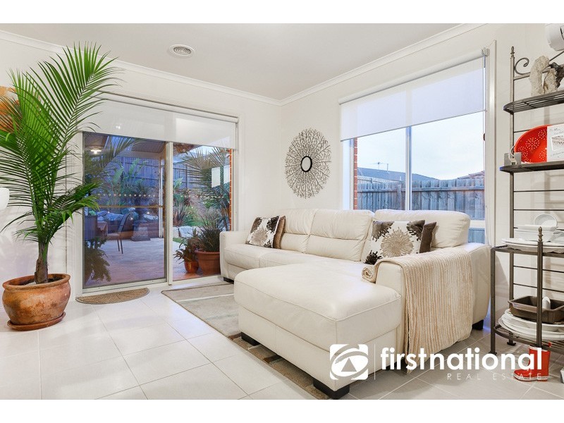 19 Yellow Gum Drive, Pakenham VIC 3810