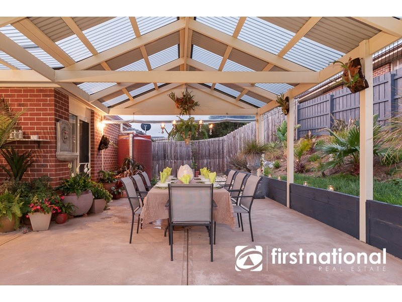 19 Yellow Gum Drive, Pakenham VIC 3810