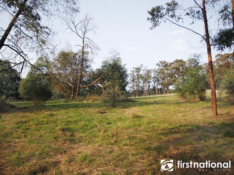 990 Pakenham Road, Pakenham Upper VIC 3810