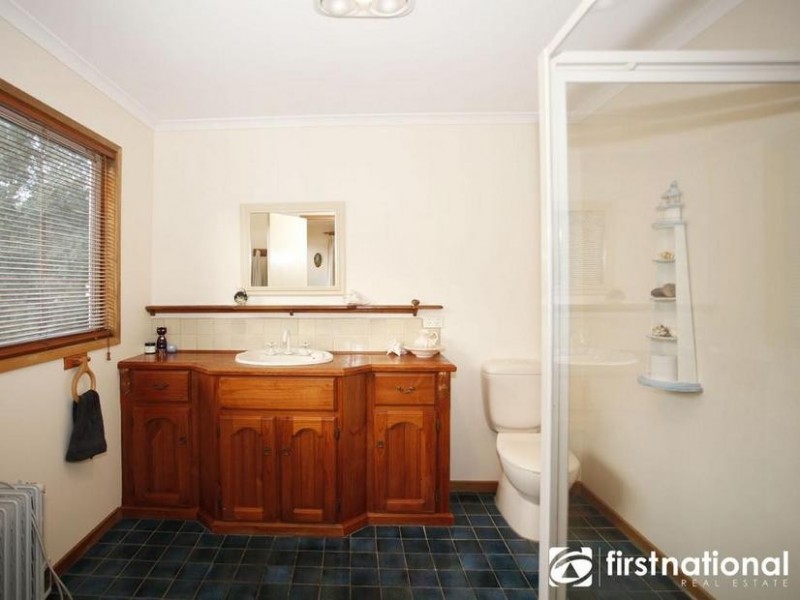 990 Pakenham Rd, Pakenham Upper VIC 3810