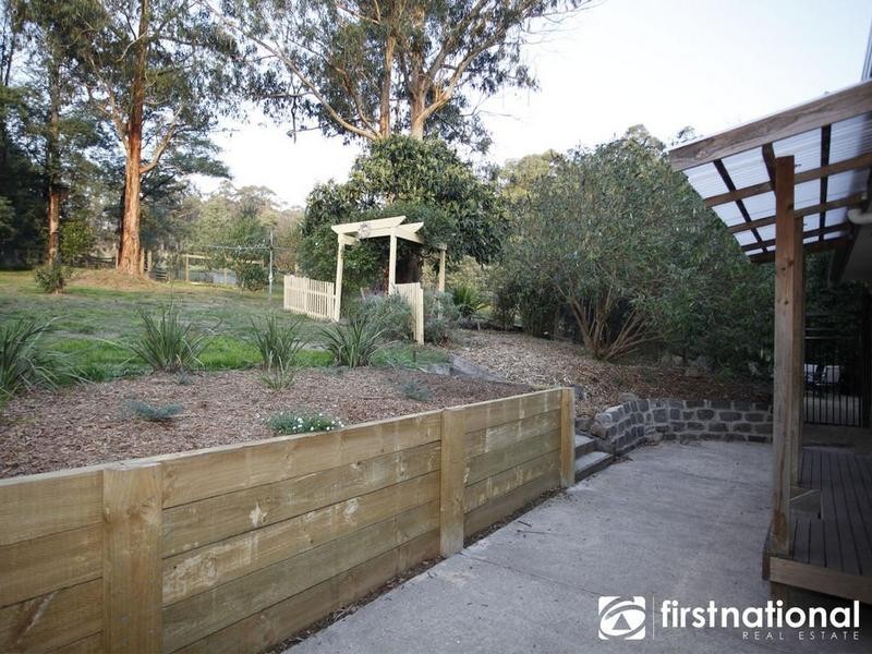 990 Pakenham Rd, Pakenham Upper VIC 3810