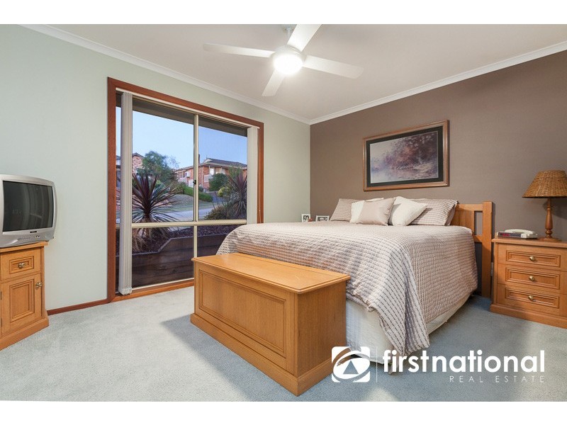 6 Settlers Hill Rise, Pakenham VIC 3810