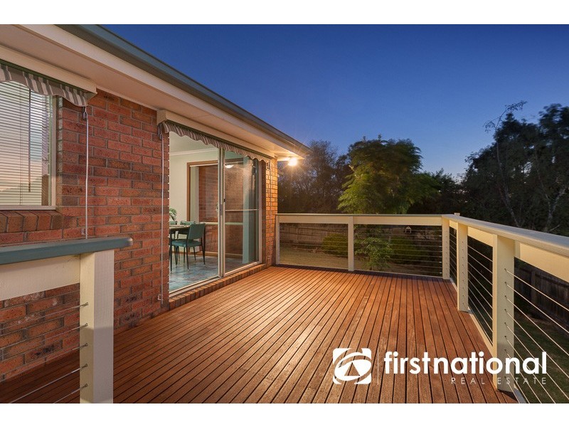 6 Settlers Hill Rise, Pakenham VIC 3810