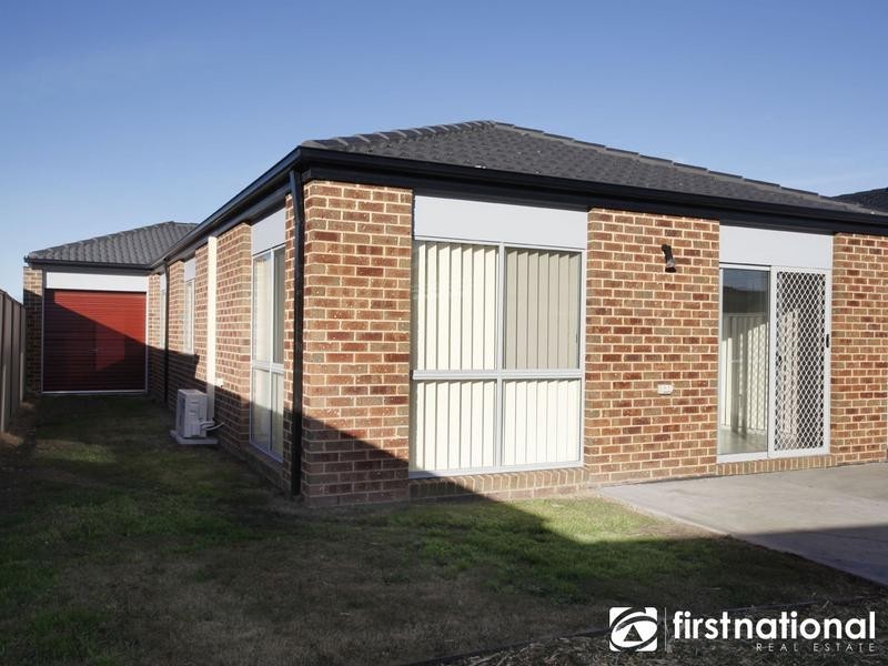 21 Celebration Circuit, Pakenham VIC 3810