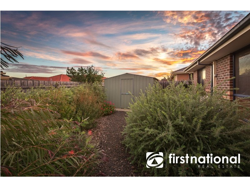 5 Wisteria Court, Pakenham VIC 3810