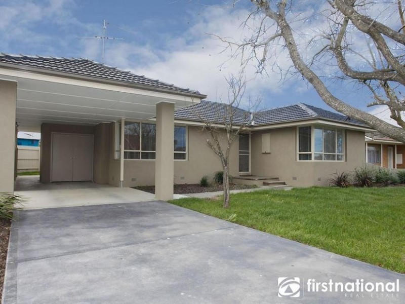 21 Snodgrass Street, Pakenham VIC 3810