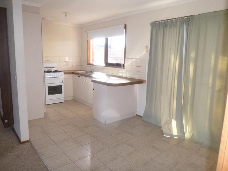 31 Cameron Way, Pakenham VIC 3810