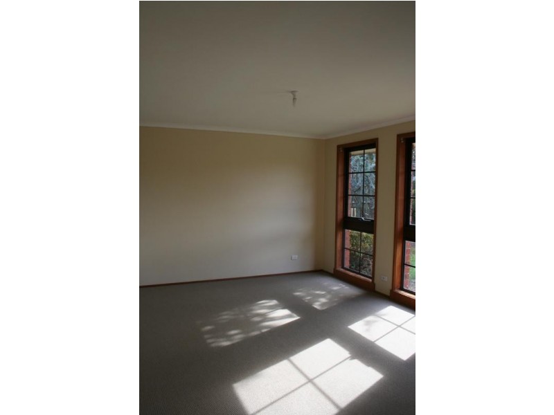 4/55 Main Street, Pakenham VIC 3810