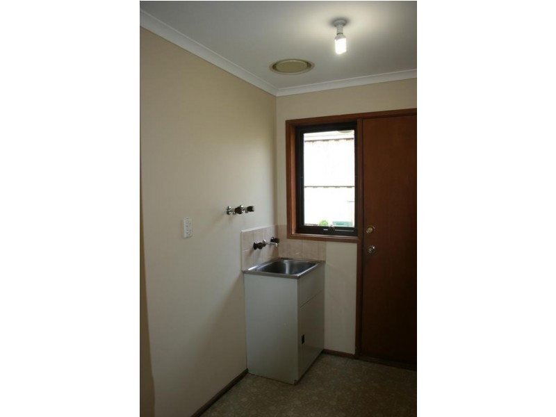 4/55 Main Street, Pakenham VIC 3810