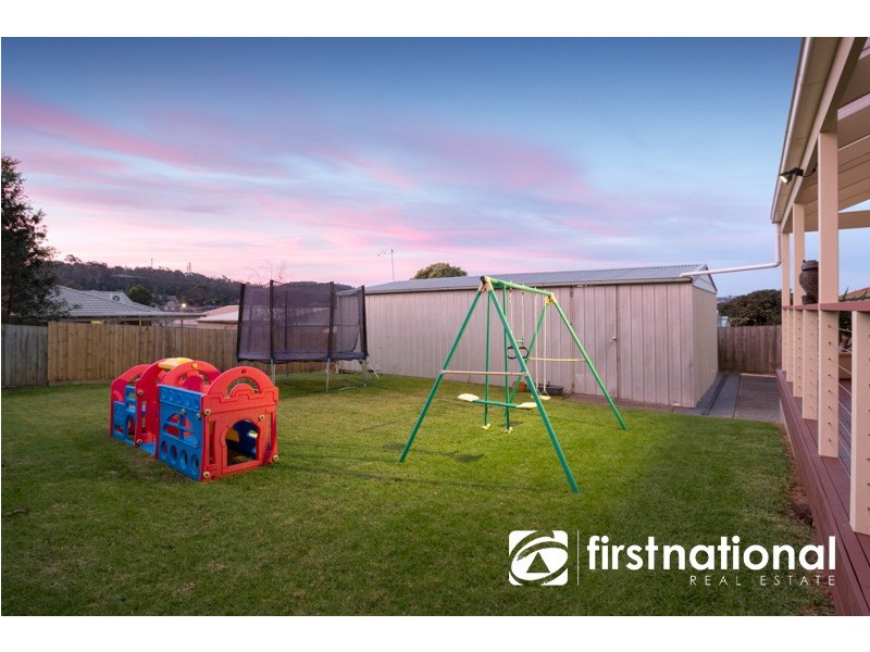 129 Eagle Drive, Pakenham VIC 3810