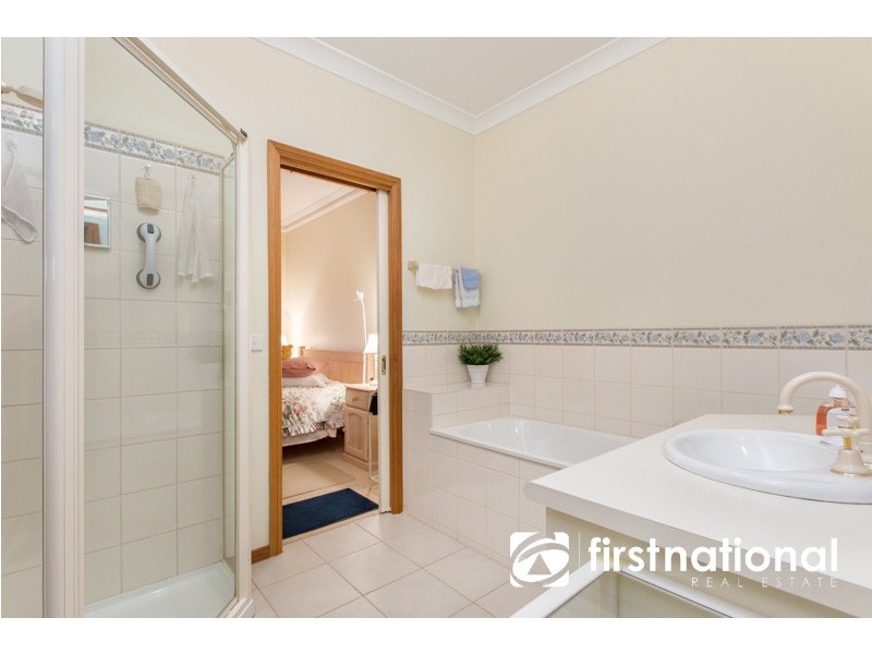 13/1 Malouf Court, Pakenham VIC 3810