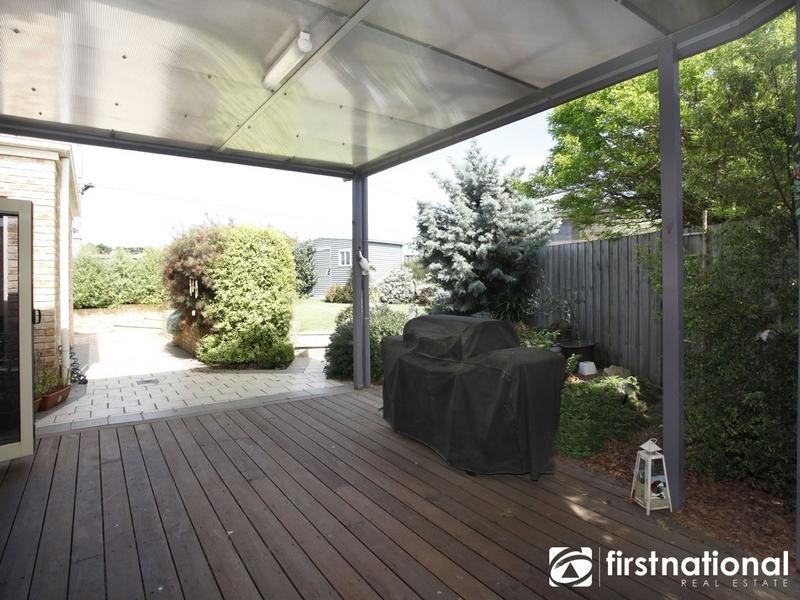 8 Pineview Court, Narre Warren South VIC 3805