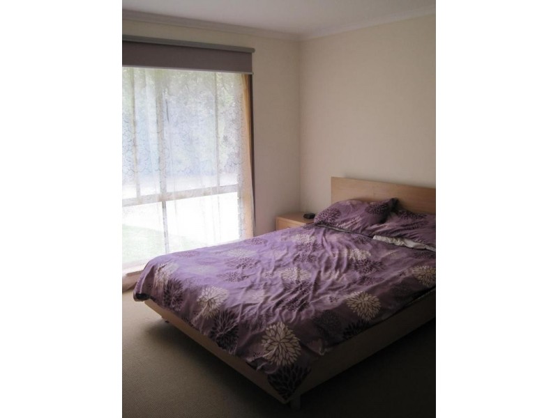 1/105 Princes Highway, Beaconsfield VIC 3807
