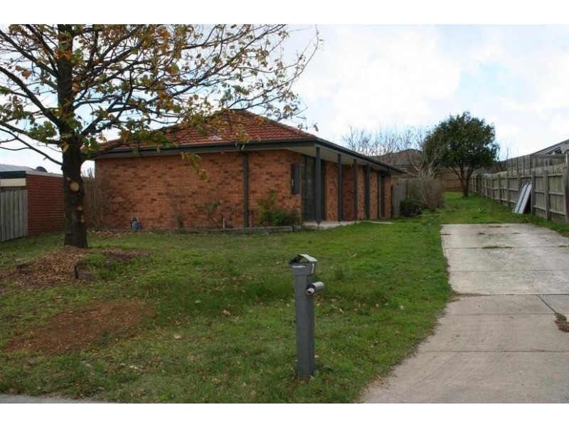 7 Kate Court, Pakenham VIC 3810