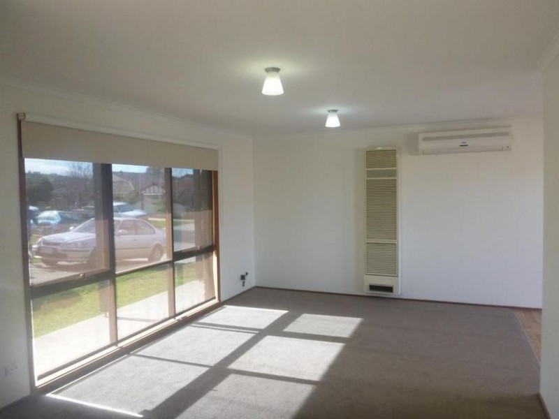 7 Kate Court, Pakenham VIC 3810