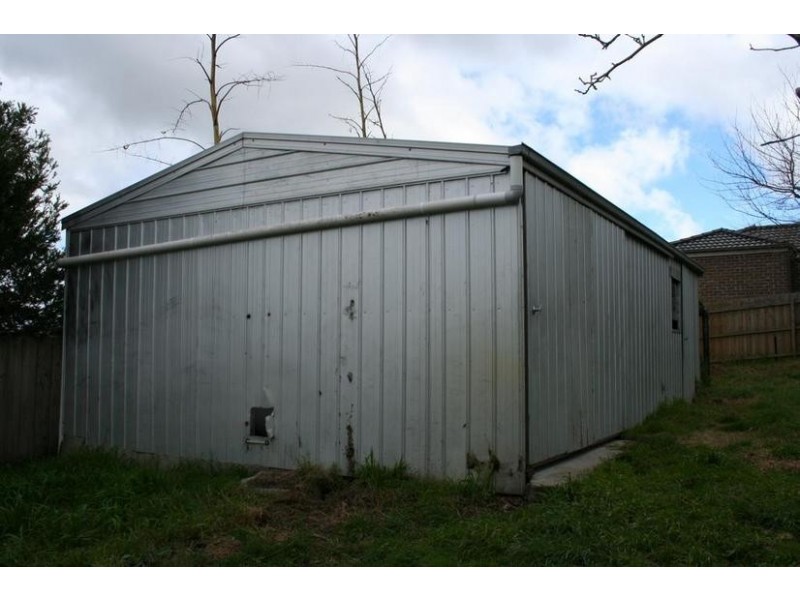 7 Kate Court, Pakenham VIC 3810