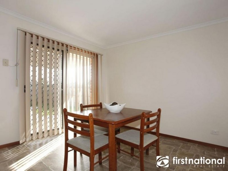 2/4 Jan Maree Court, Pakenham VIC 3810