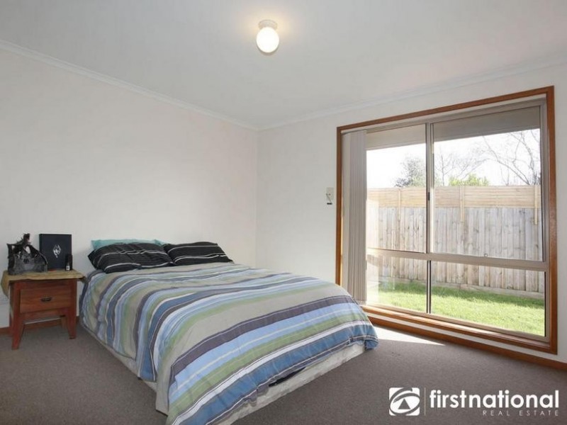 2/4 Jan Maree Court, Pakenham VIC 3810