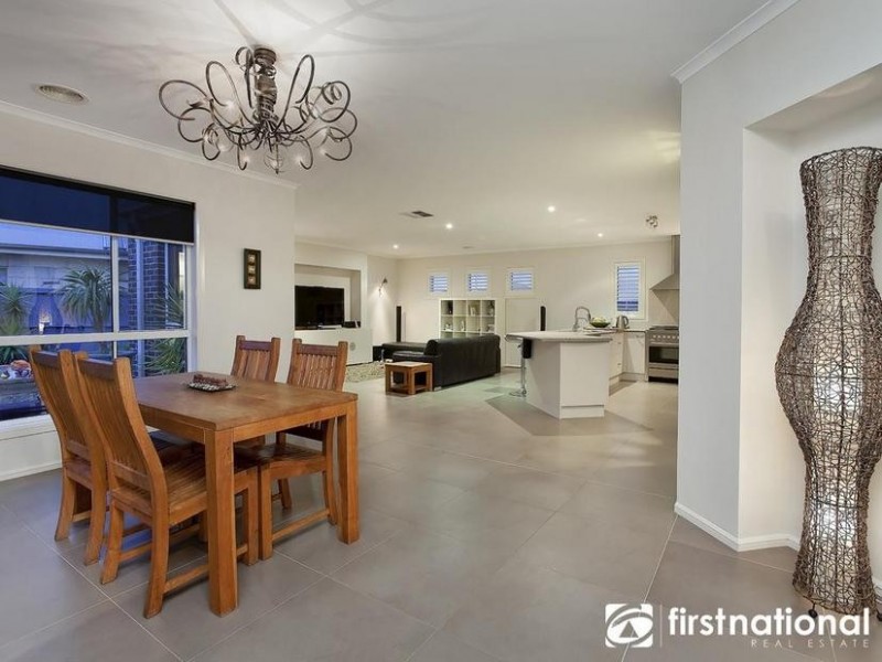 3 McAuley Avenue, Pakenham VIC 3810