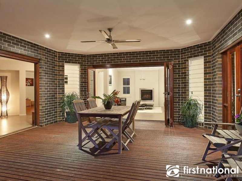 3 McAuley Avenue, Pakenham VIC 3810