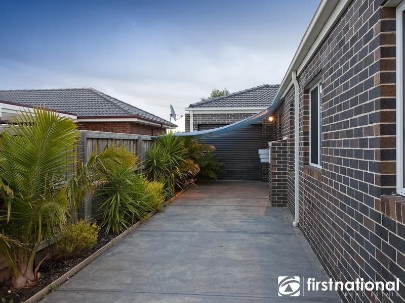 3 McAuley Avenue, Pakenham VIC 3810
