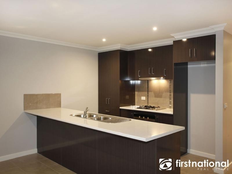 1/7 Henty Street, Pakenham VIC 3810