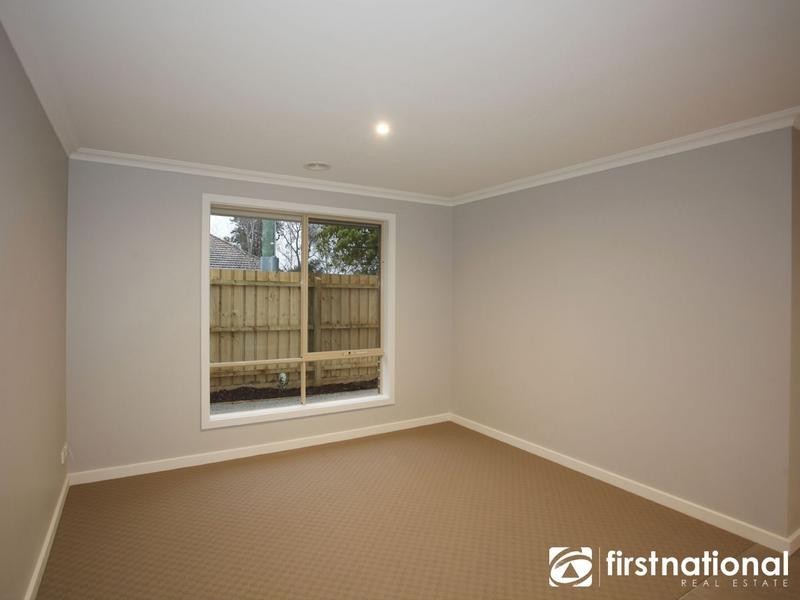 1/7 Henty Street, Pakenham VIC 3810