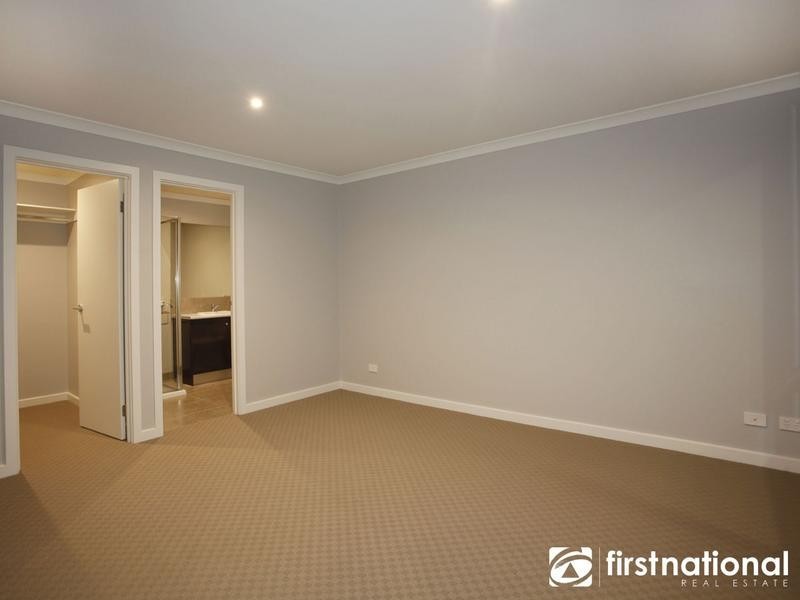 1/7 Henty Street, Pakenham VIC 3810