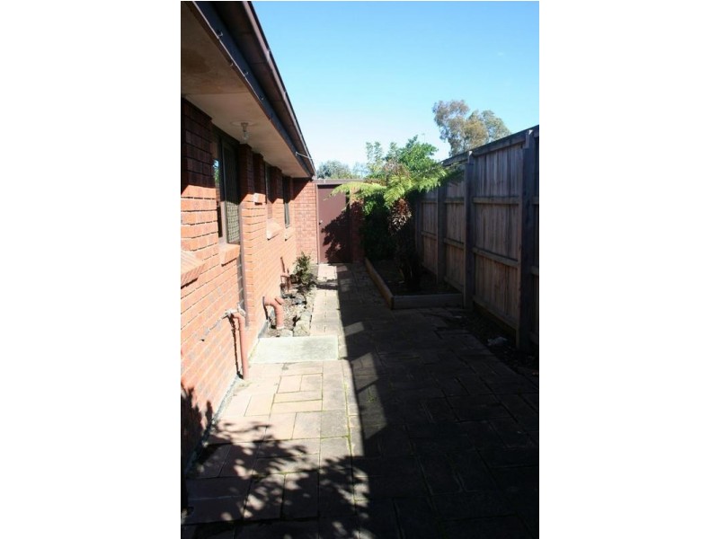 1/55 Main Street, Pakenham VIC 3810