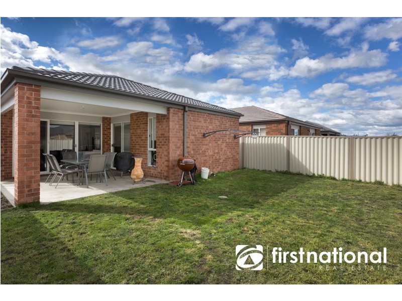 41 Victory Drive, Pakenham VIC 3810