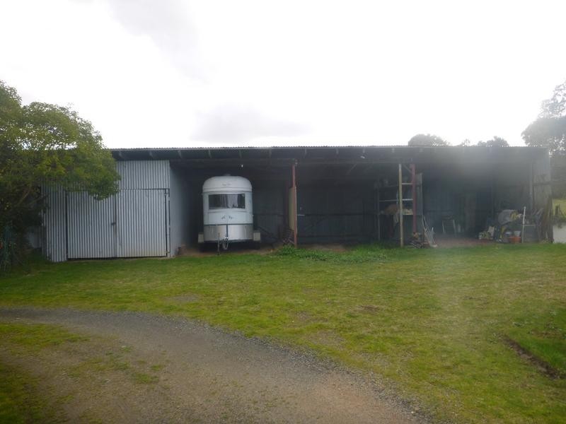 251 Princes Highway, Officer VIC 3809