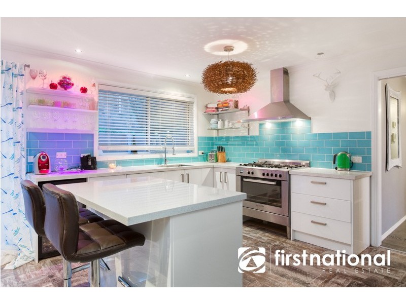 19 Fleming Terrace, Pakenham VIC 3810